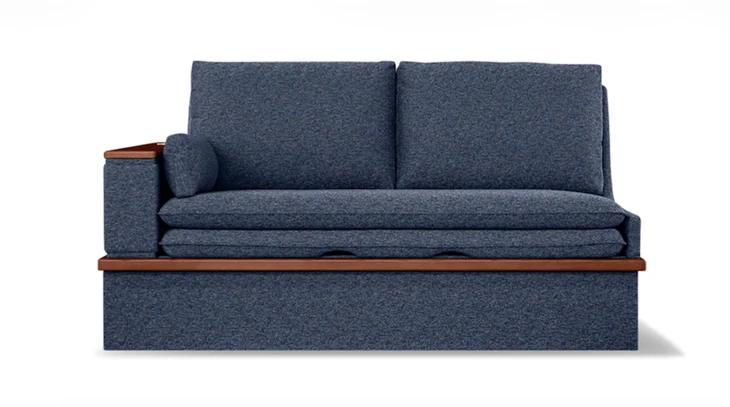Pátio com braço esquerdo voltado para sofá-cama azul